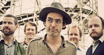 Clap Your Hands Say Yeah (Press Photo)